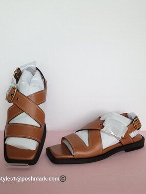 COACH Archival Buckled Flat Leather Sandals- Cognac color. Women’s Size 7.5B ⭐
